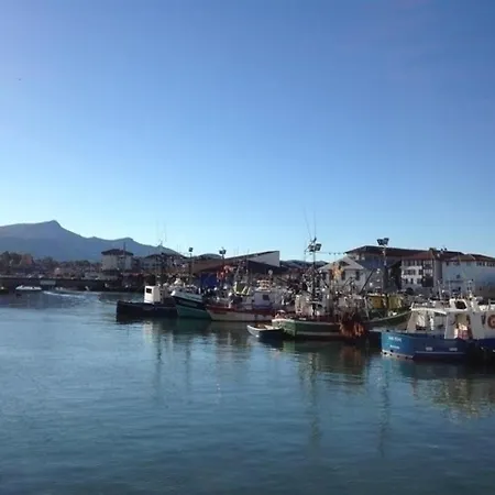 Pierre - Saint-jean-de-luz 생장드루즈