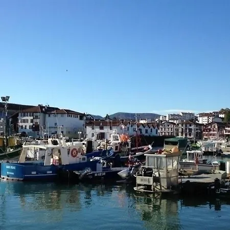 Pierre - Saint-jean-de-luz 생장드루즈